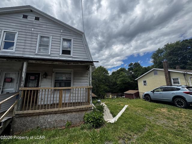 151 N Center St, Mount Carmel, PA 17851