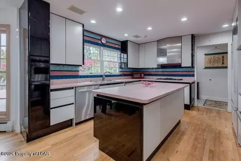 Kitchen - 230 Lantern Hill Rd, Shavertown, PA 18708 photo 1 of 2