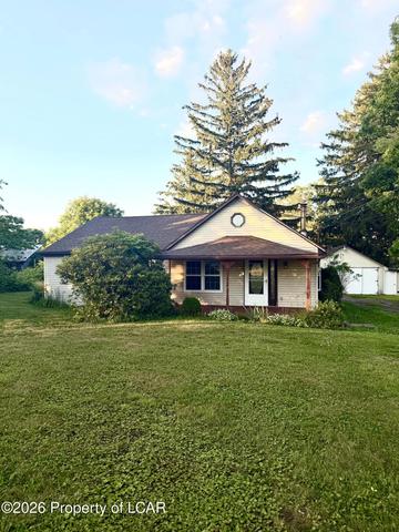 81 Deep Hole Rd, Drums, PA 18222