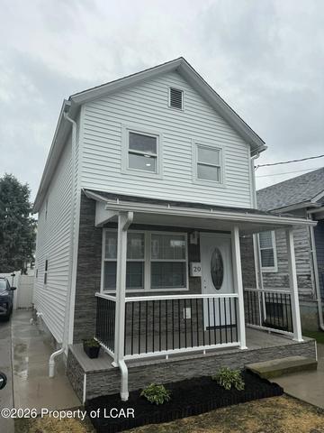 20 Korn St, Kingston, PA 18704