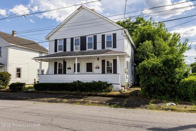 208-210 Dickson St, Duryea, PA 18642