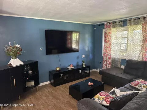 Living - 46 Garrison Rd, Hazle Township, PA 18202 photo 1 of 1