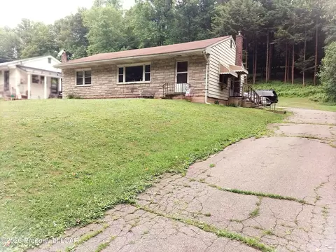 526 Rattlin Run Rd, Ringtown, PA 17967