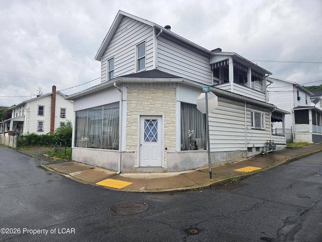103 Davenport St, Plymouth, PA 18651
