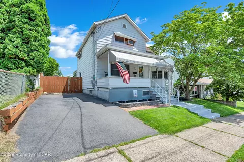 59 Skidmore St, Plains, PA 18705