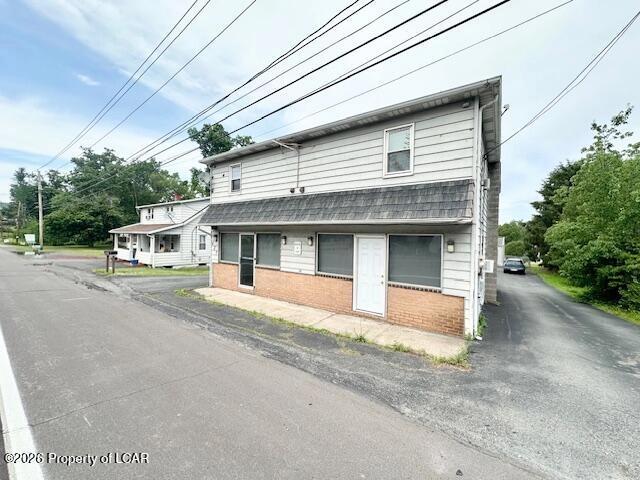427 N Hunter Hwy, Drums, PA 18222