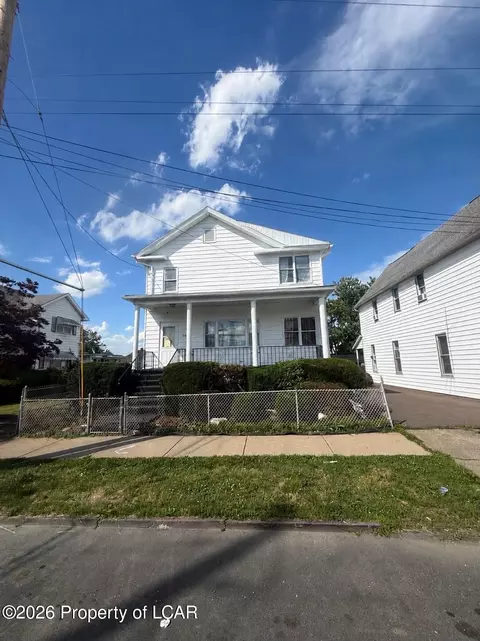 216 Stanton St, Wilkes-barre, PA 18702