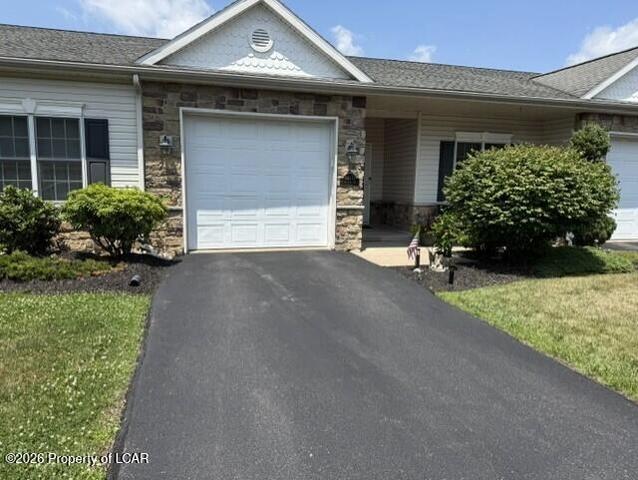 4011 Hollywood Blvd, Hazle Township, PA 18202