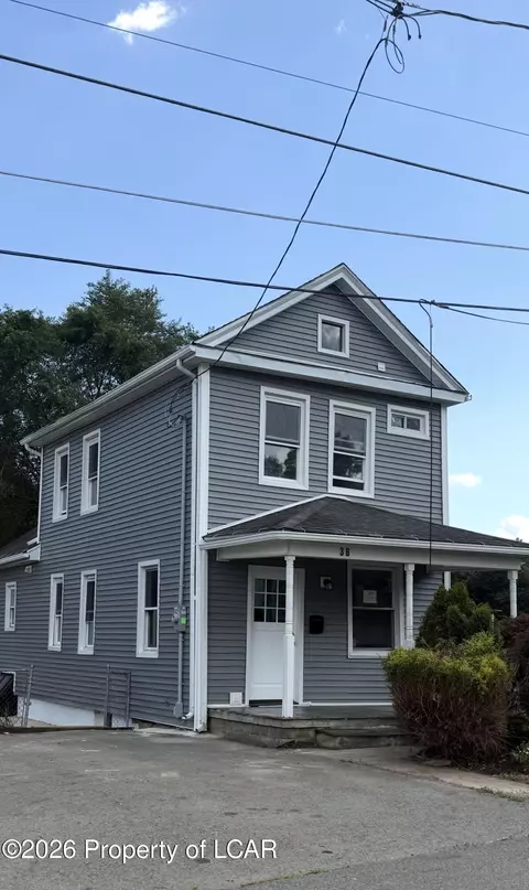 38 Sixth St, Larksville, PA 18651