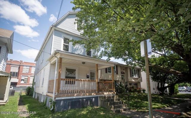 39 John St, Kingston, PA 18704