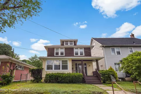 705 N Rebecca Ave, Scranton, PA 18504
