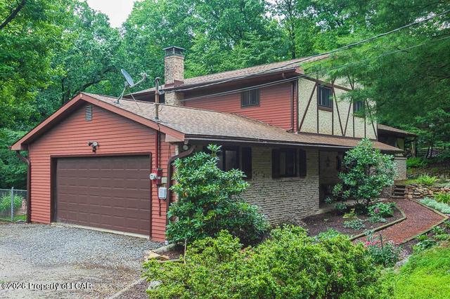 564 Mountain Rd, Tamaqua, PA 18252