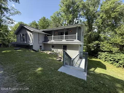 1313 Plattsburg Rd, Harveys Lake, PA 18618