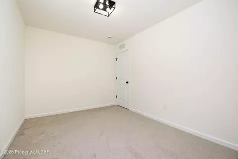 Bedroom - 2460 E Venisa Dr, Hazle Township, PA 18202 photo 6 of 10