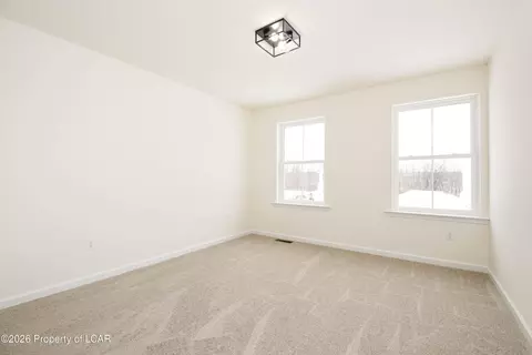 Bedroom - 2460 E Venisa Dr, Hazle Township, PA 18202 photo 9 of 10