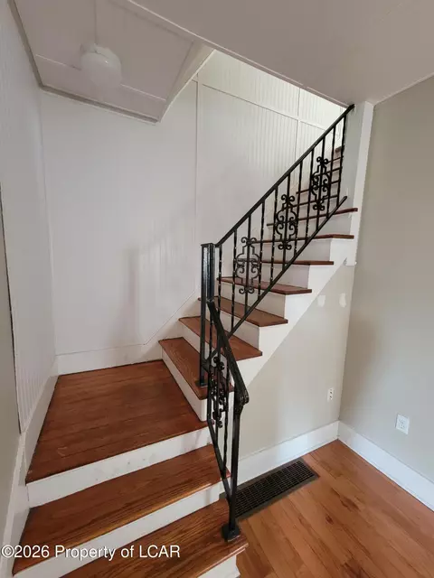 Entry Way - 428-430 E Fourth St, Berwick, PA 18603 photo 3 of 6