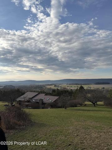 8 Mountain # C, Sugarloaf, PA 18249