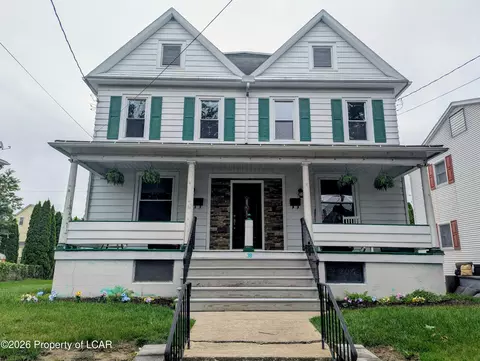 38 S Atherton Ave, Kingston, PA 18704