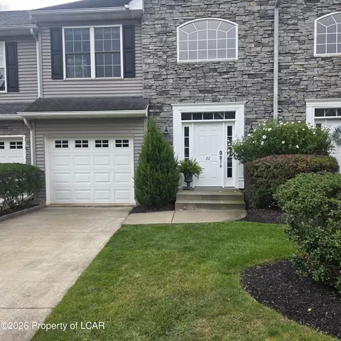 22 Marina Dr, Harveys Lake, PA 18618