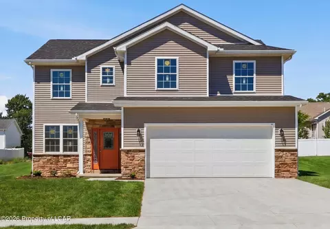 517 Poppy Ln, Moosic, PA 18507