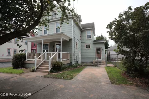 207 Delaware Ave, West Pittston, PA 18643