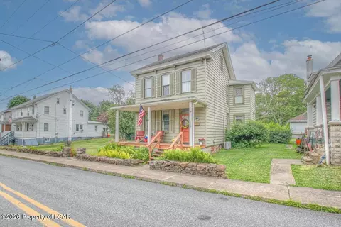 518 W Main St, Weatherly, PA 18255
