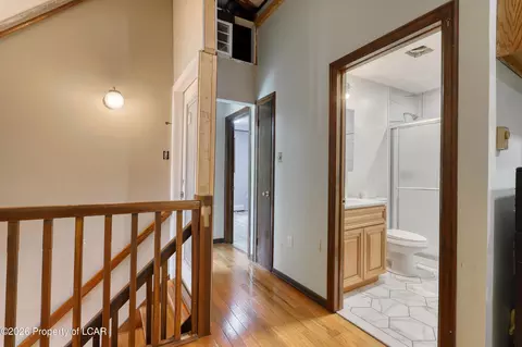 Entry Way - 1498 Deer Run, Bushkill, PA 18324 photo 1 of 3