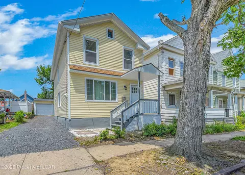 92 N Meade St, Wilkes-barre, PA 18702