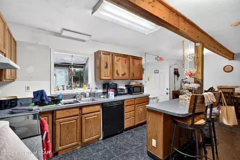 Kitchen - 6 Forest Hill Rd, Hazleton, PA 18202 photo 1 of 2