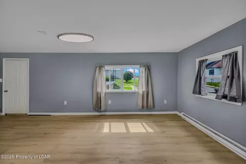 Living - 98 Rose Ln, Old Forge, PA 18518 photo 3 of 3