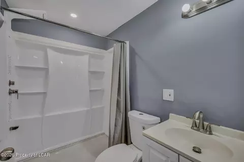 Bath - 98 Rose Ln, Old Forge, PA 18518 photo 2 of 2