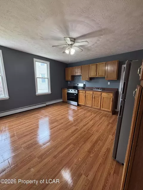 1392 Main St, Jenkins Township, PA 18640