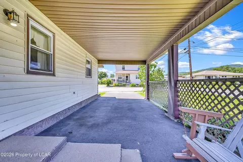 Exterior - 144 Whitlock St, Exeter, PA 18643 photo 5 of 10