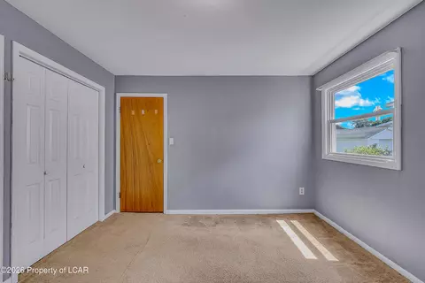 Bedroom - 144 Whitlock St, Exeter, PA 18643 photo 3 of 7