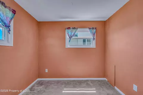 Bedroom - 144 Whitlock St, Exeter, PA 18643 photo 4 of 7
