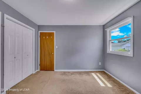 Bedroom - 144 Whitlock St, Exeter, PA 18643 photo 2 of 7