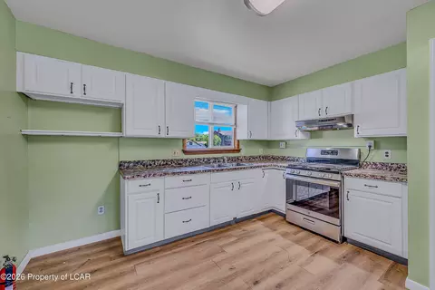 Kitchen - 144 Whitlock St, Exeter, PA 18643 photo 2 of 2