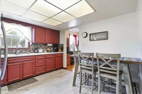 Kitchen - 409 Carleton Ave, Hazleton, PA 18201 photo 2 of 3