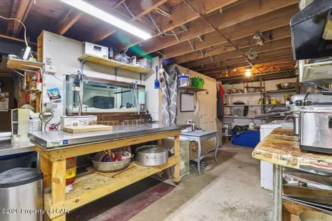Kitchen - 409 Carleton Ave, Hazleton, PA 18201 photo 3 of 3