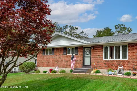 33 Balsam Rd, Bear Creek, PA 18702
