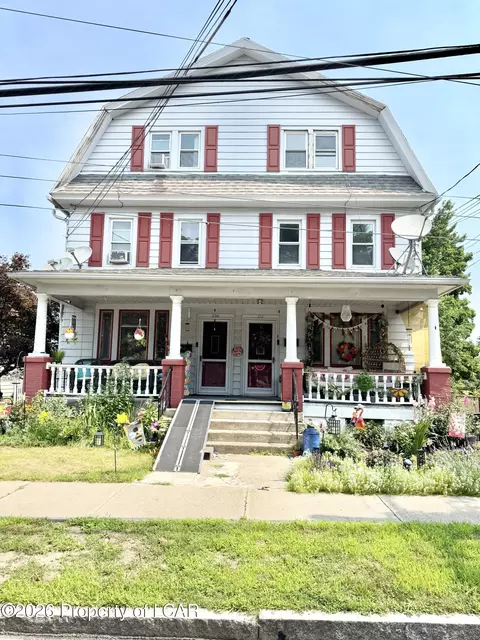 208 E Thomas St, Wilkes Barre, PA 18705