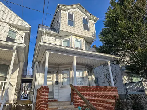 345 E 4th St, Bloomsburg, PA 17815
