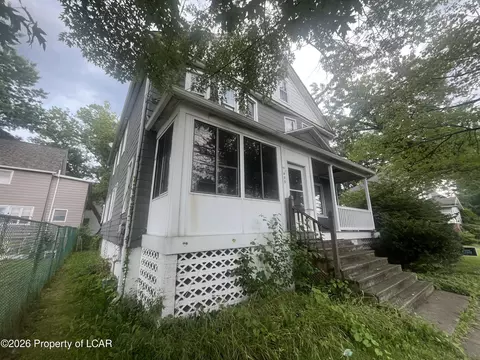 453 Northampton St, Kingston, PA 18704