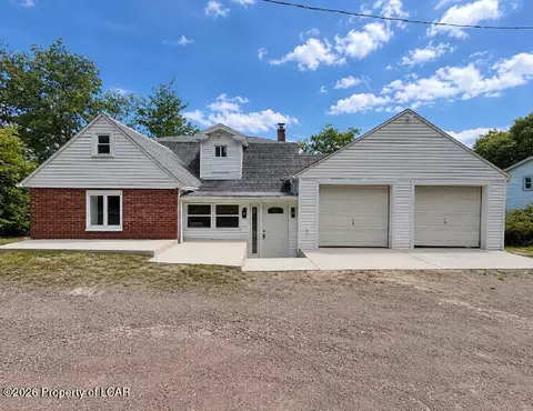 64 N Hunter, Drums, PA 18222