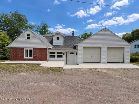 64 N Hunter, Drums, PA 18222