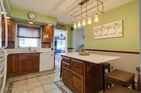 Kitchen - 7 Pine Dr, Shavertown, PA 18708 photo 1 of 4