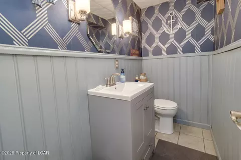 Bath - 7 Pine Dr, Shavertown, PA 18708 photo 3 of 3