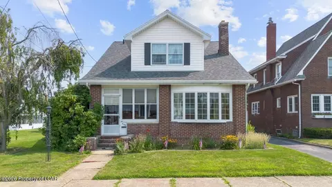 406 Washington Ave, West Wyoming, PA 18644
