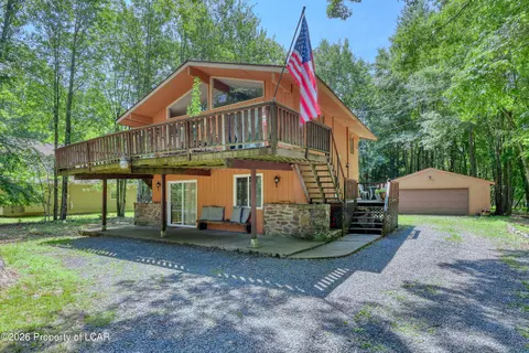 180 Brier Crest Rd, Blakeslee, PA 18610