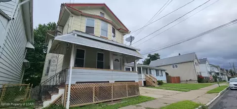 196 Bowman St, Wilkes-barre, PA 18702